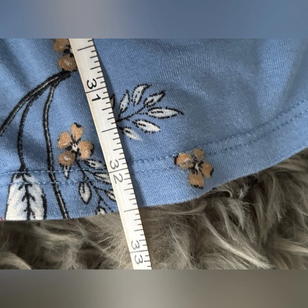 Penningtons Blue Floral Top - Picture 7 of 7